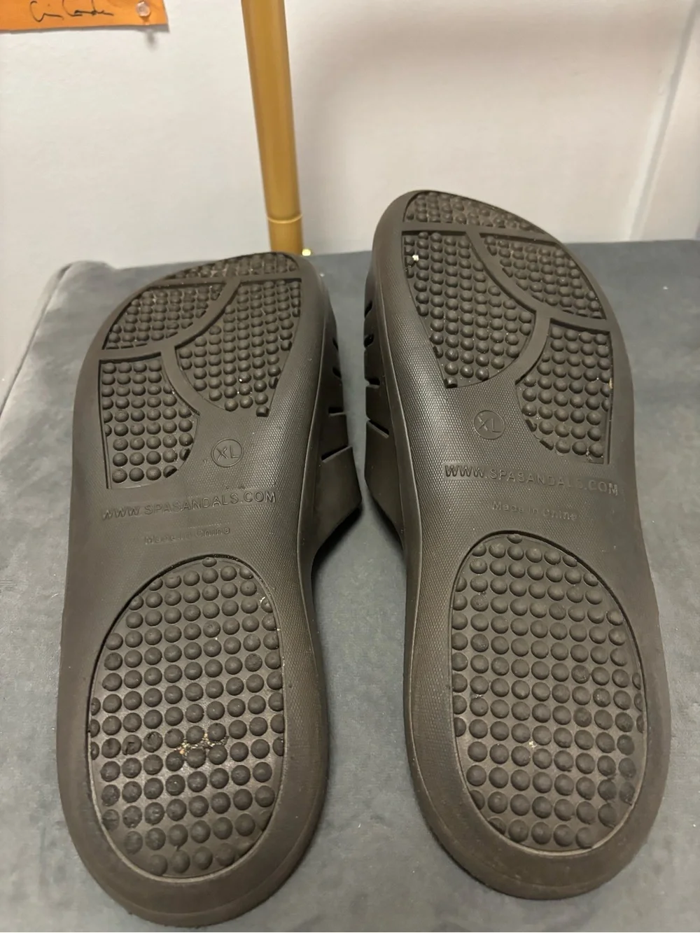 Slide Sandals in Dark gold - Casual Comfort